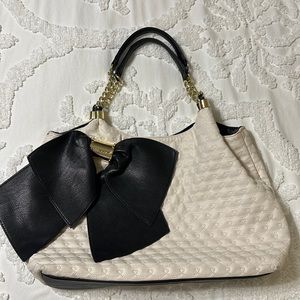 Cute purse with big bow!